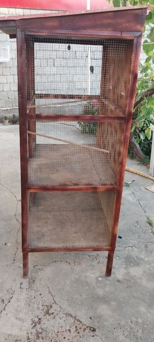 Продаётся волер для разных птицы
