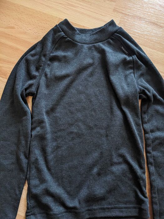 Vând lenjerie termica copii Decathlon 115-124