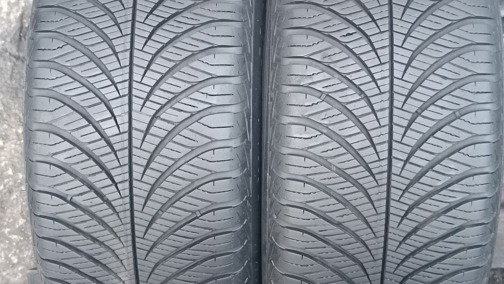 215/55/17 Goodyear Дот 0223