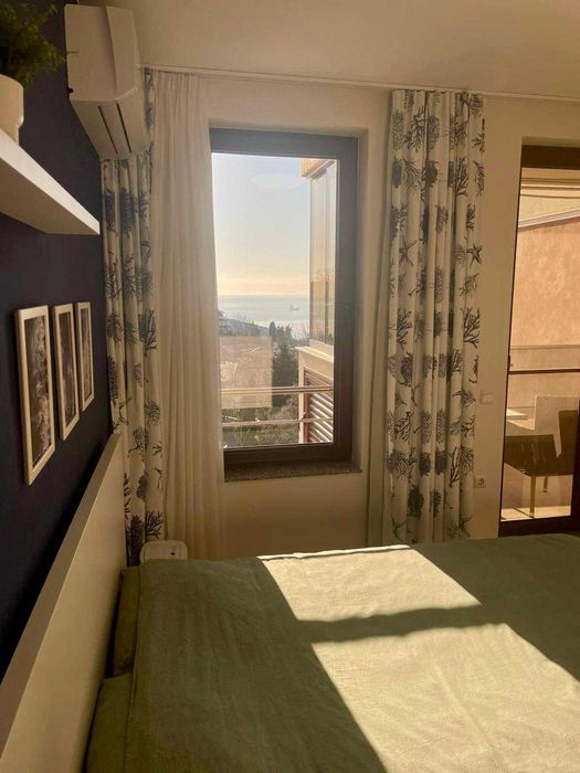 Двустаен апартамент под наем с морска гледка – кв. Бриз, Варна