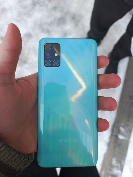 Продам Самсунг а51