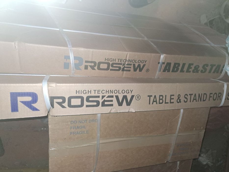 Швейная машинка стол вместе и оверлок