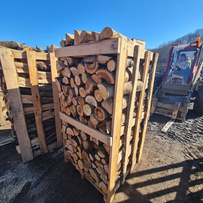 Depozit lemne de foc Arad grădiște Doar esență tare CER FAG CARPEN