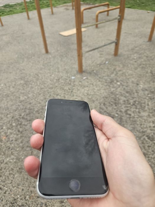 IPhone SE 2022 64GB