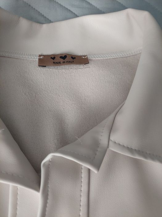 Кожено яке светло бежово