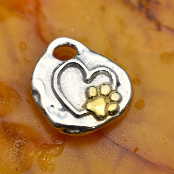 Сребърен медальон 925 Лапичка в сърце –талисман за обич към животните