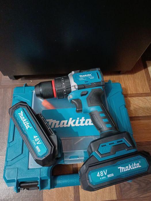 Шуруповёрт дрель