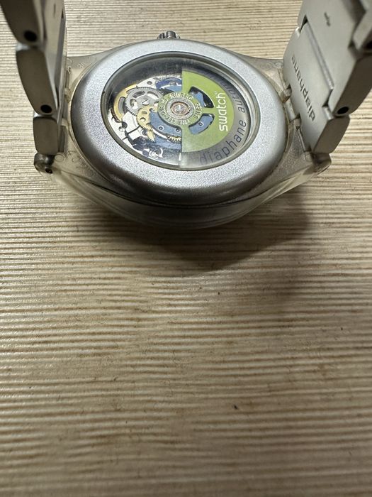 Swatch diaphane automatic