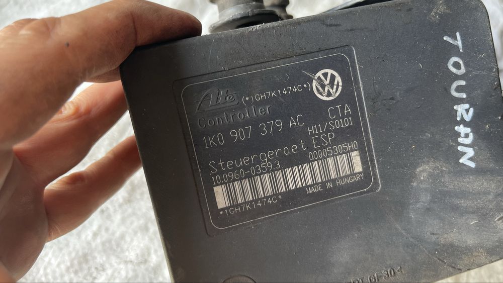 Volkswagen Touran 2003- 2.0 FSi ABS