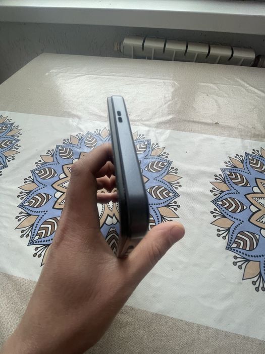 Продам телефон минус камера не работает