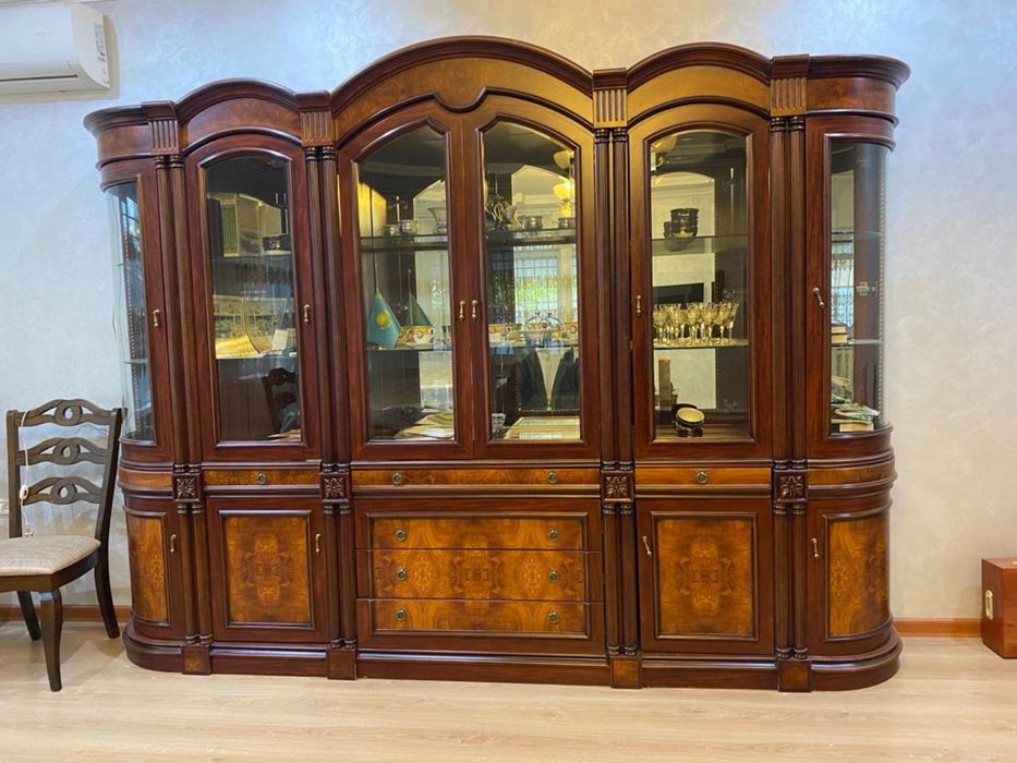 Стенка в гостиную