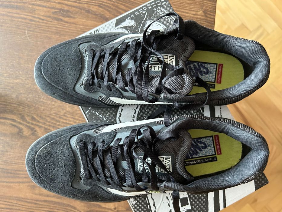 Обувки, маратонки Vans