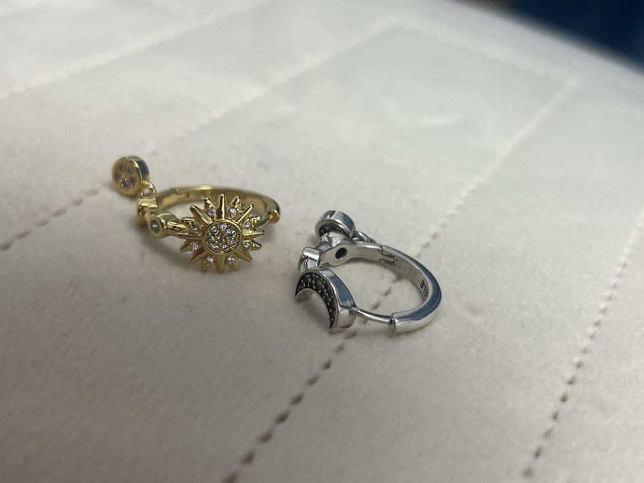 Pandora cercei asimetrici luna soare