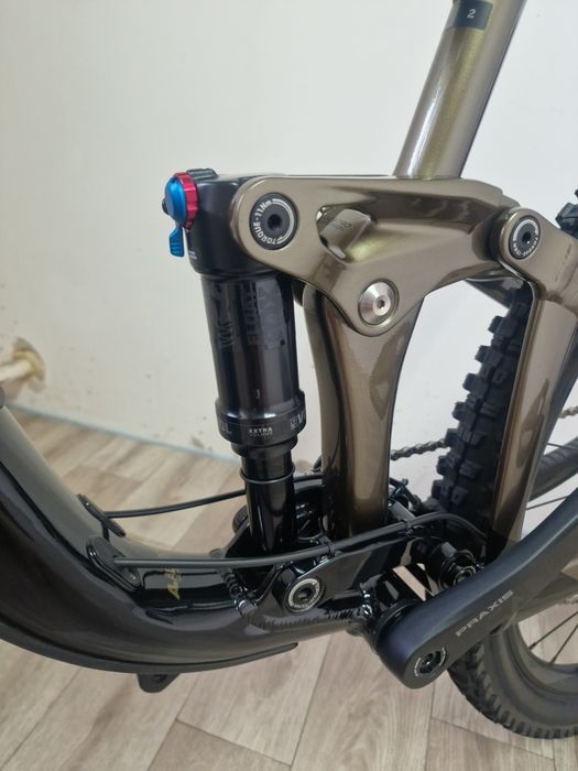 Продам Giant reign