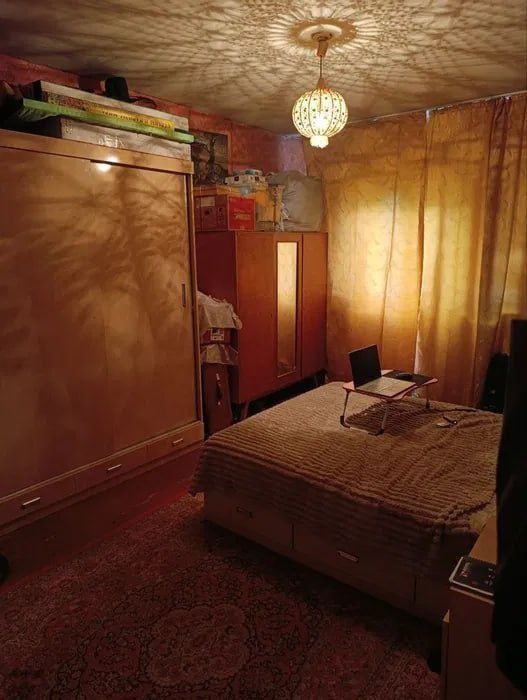 Срочно продаётся 3/2/4 = 74м2 Ор-р 102 школа метроТинчлик.Цена 83,500$