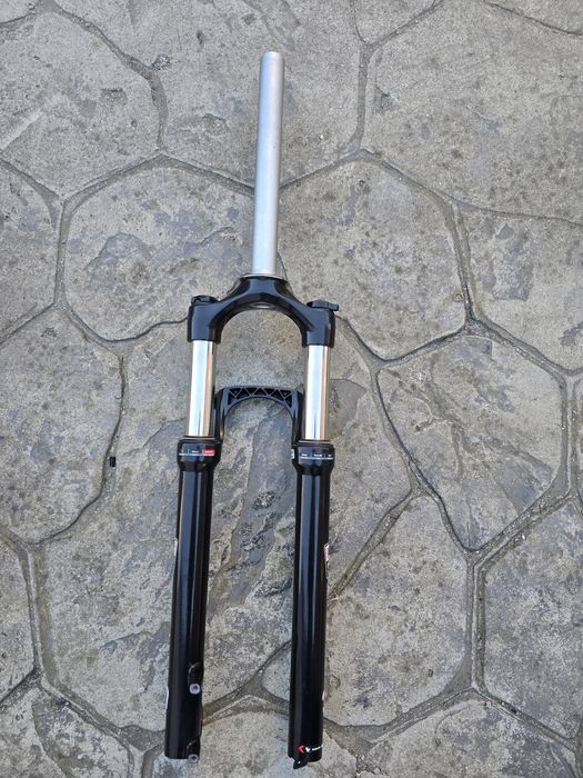 Furca bicicleta în stare foarte buna