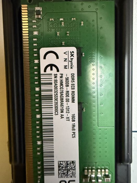 memorie ram 16GB SK Hynix DDR5 5600 server
