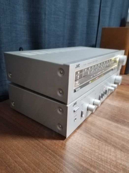 Amplificator si radio JVC