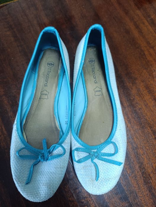 Отдам обувь бесплатно