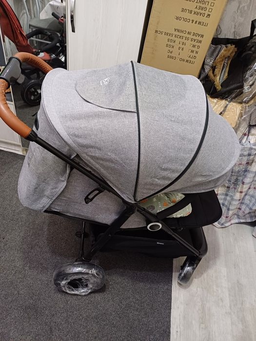 Продаётся фирменный коляска Kinderkraft