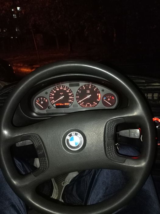 Продам запчасти от БМВ е36