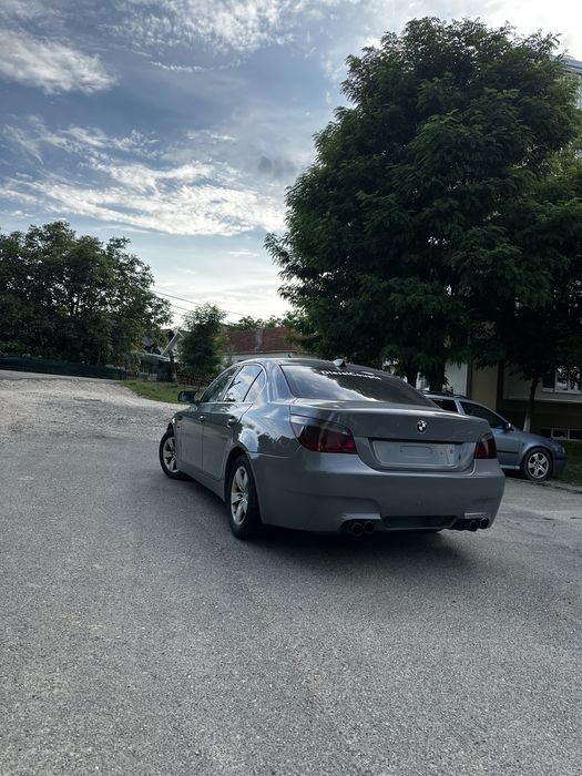 BMW 5 Series 2010 — imagine 2