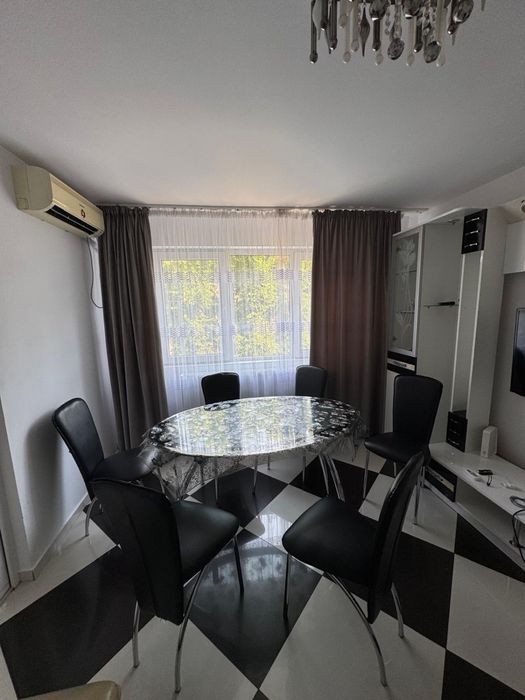 Apartment 3 camere zona danubius