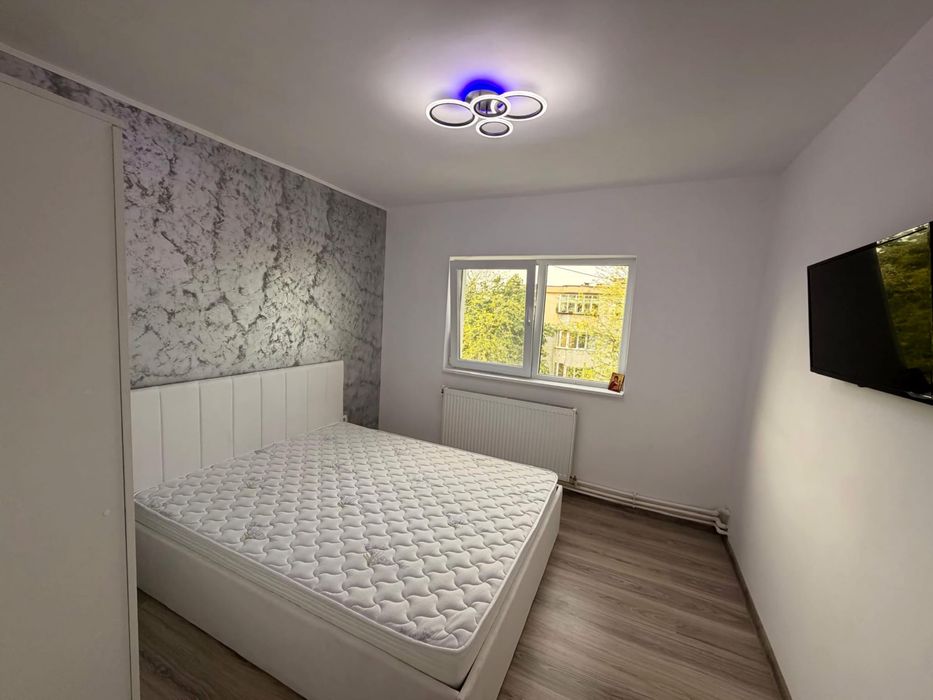 Vand apartament 2 camere
