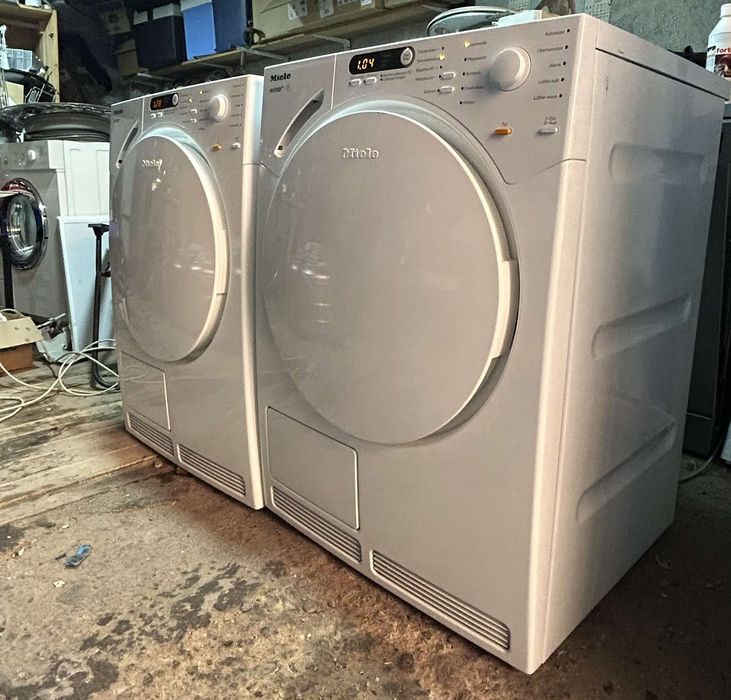 Кондезна сушилня Miele T7744 Mistral C