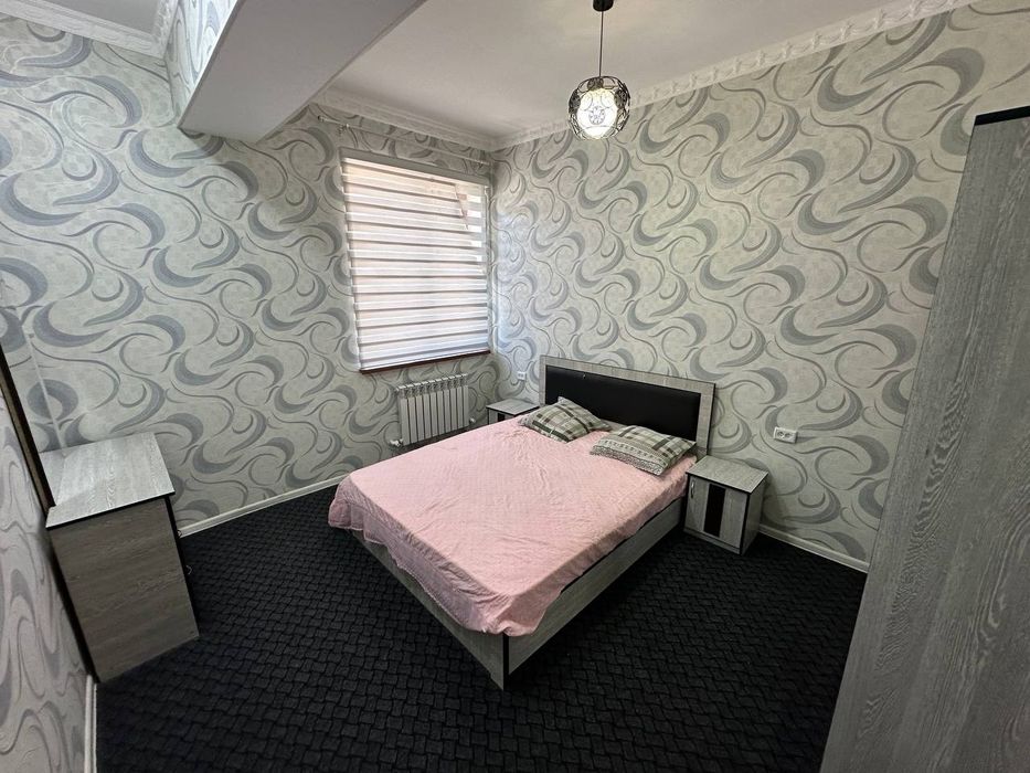 2х комнатная квартира на против старой Залотошвейки возле крытого рынк