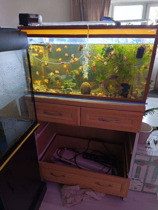Аквариум 140 л с тумбой