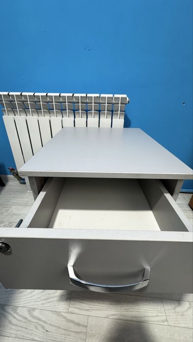 Срочно продам тумбу