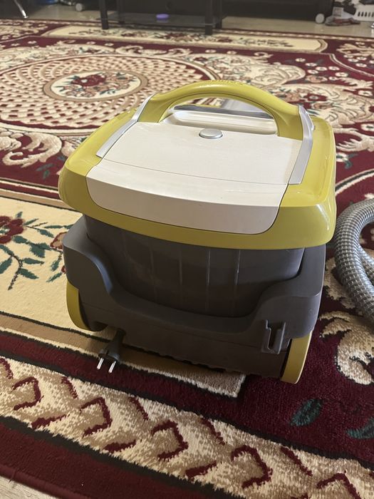 Пылесос моющий Zemler