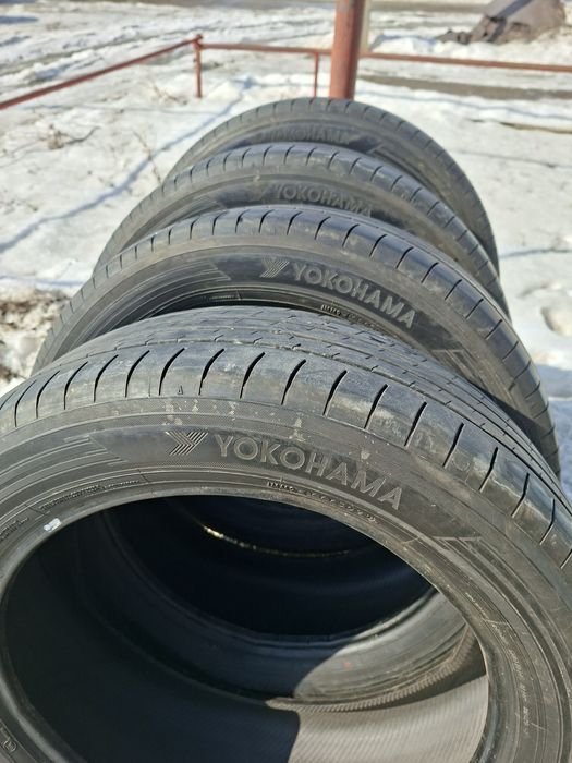 Продам шины. 235/55/20 якохама