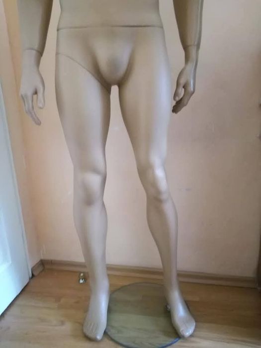 Дамски  витринни манекени