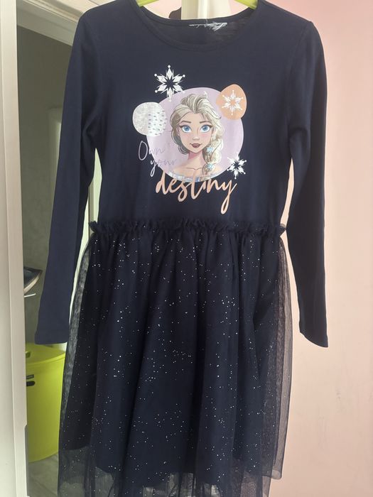 Детска рокля с Елза  7-8 г