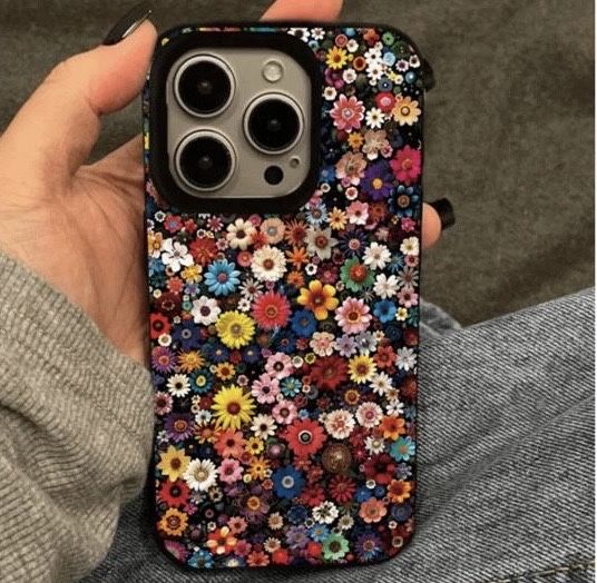 Продам чехлы на 14 про/15 про айфоны