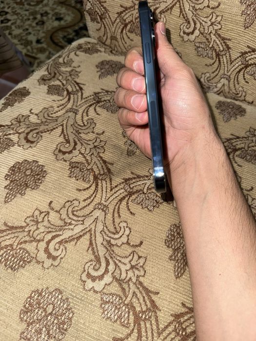 Продам Айфон 12 Про Макс