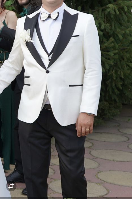 Vand rochie de cununie civila , rochie de cununie religioasa si costum