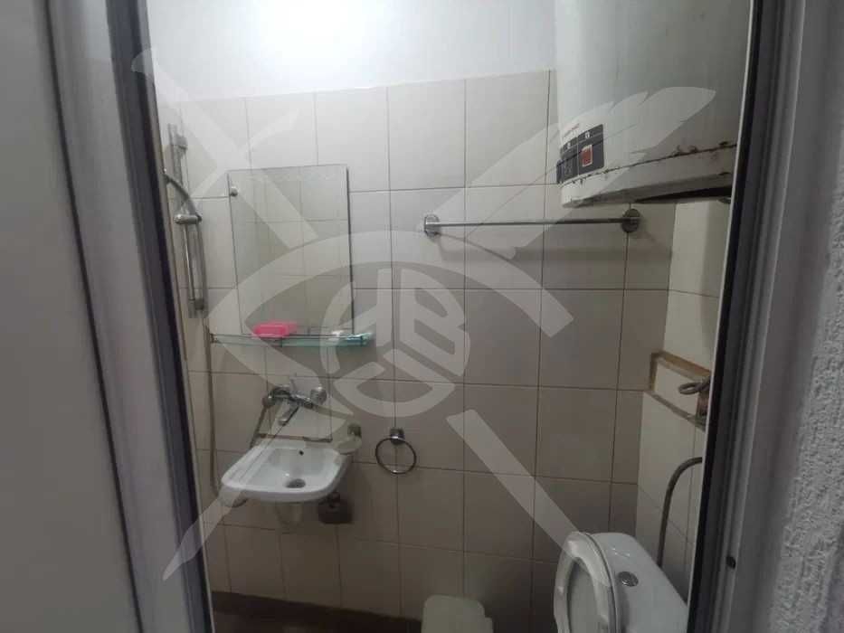 Дава се под наем Двустаен апартамент в Варна, Погреби - 50 кв.м за 275 € - Снимка #4