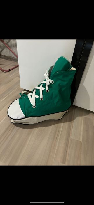 Сак във формата на кец