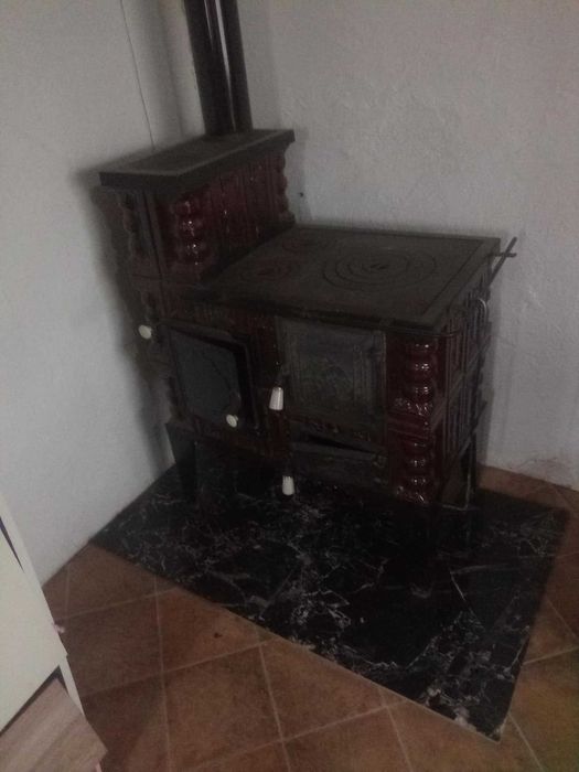 Sobe și boiler lemne  de vânzarea! 1 teracotă (cizmă) 1 fantazia )