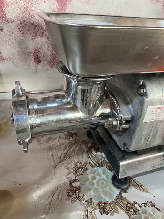 Мясорубка RY22. 1.8кв