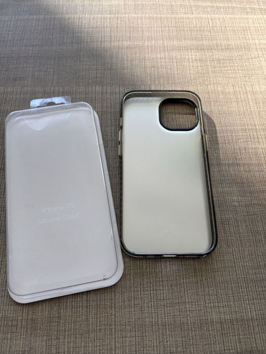 Husa Iphone 15 simplu Balenciaga