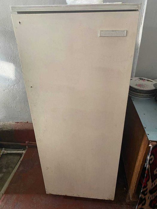 Продаётся советский холодельник