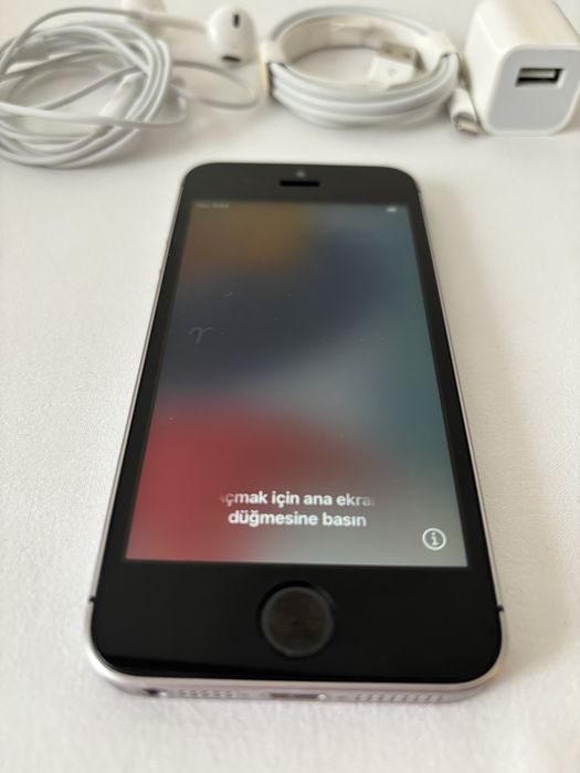 IPHONE SE (1-е поколение), 32 ГБ