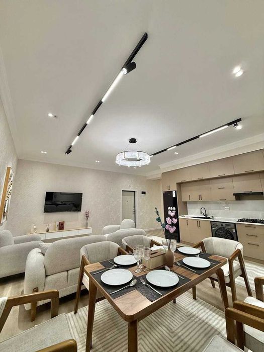 Шота Руставели, ЖК Via Port Piramit