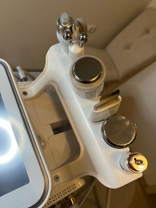 Комбиниран апарат за козметика