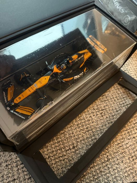 Macheta 1:18 Formula 1 Noua