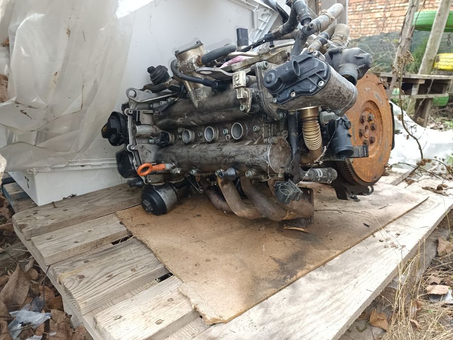 Продавам WV GOLF 1.6FSI benzin